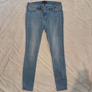Abercrombie and Fitch Harper low rise denim jean leggings. Size 30/10R